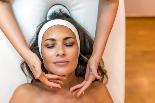 Massage kobido visage lifting naturel