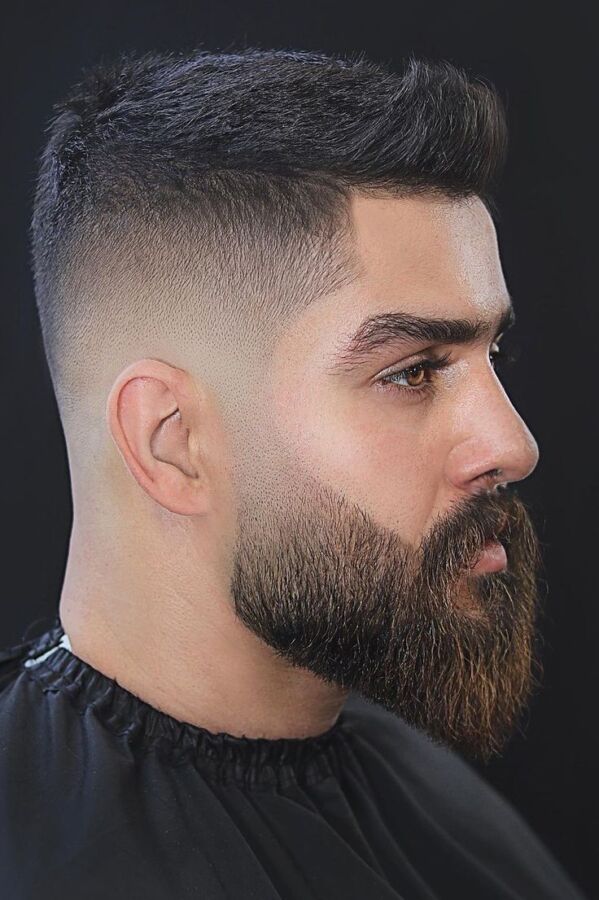 Coupe de cheveux homme dégradé cannes