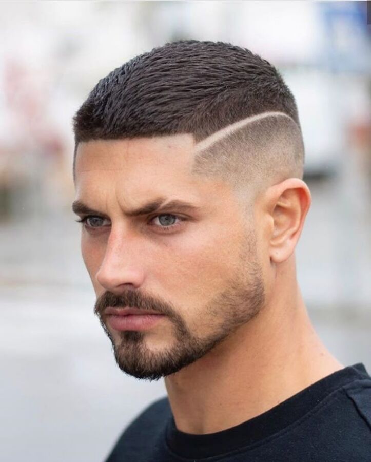 Coupe de cheveux homme dégradé cannes