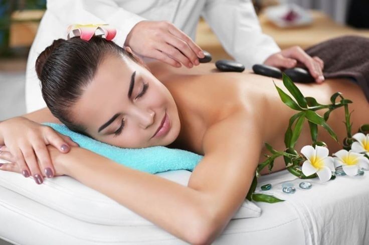 Massage balinais fleurs frangipanier